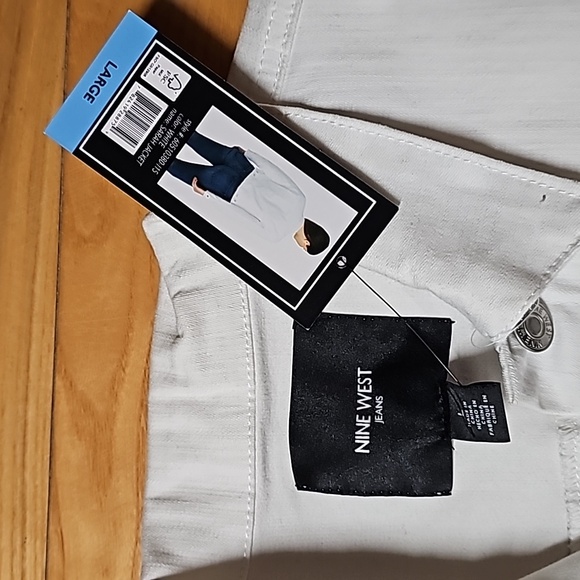 Jean Jacket - Picture 2 of 2